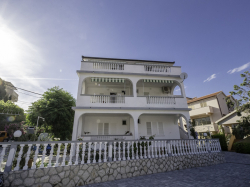 Apartmenthaus Tariba 77 Supetarska Draga (Insel Rab)