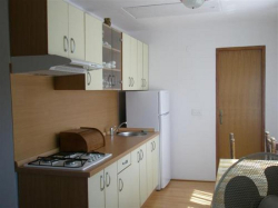 Apartmenthaus Vir  - apartman slobodan od 22.8. Vir (Insel Vir)