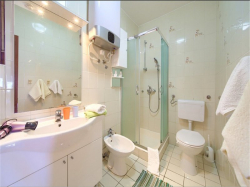 Apartmenthaus Villa Vesna - Family apartments Crikvenica