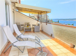 Apartmenthaus Villa Vesna - Family apartments Crikvenica