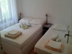 Apartmenthaus Dina  Funtana