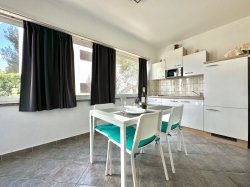 Apartmenthaus Dijana Krk (Insel Krk)