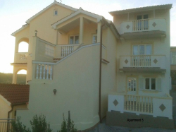 Apartmenthaus Dalija Lopar (Insel Rab)